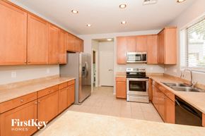 Surprise house for rent - 16430 W PRICKLY PEAR Trail Surprise, AZ 85387