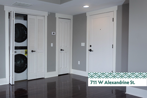 Detroit apartment for rent - A laundry room with a washer and dryer in it.