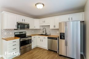 Clarksville house for rent - 1688 Ridge Runner Court Clarksville, TN 37042