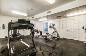 Sherman Oaks apartment for rent - the gym at the preserve apartments