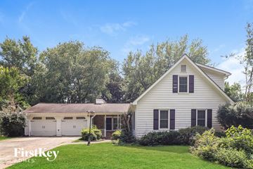 Kennesaw house for rent - 2067 Shillingwood Drive NW Kennesaw, GA 30152