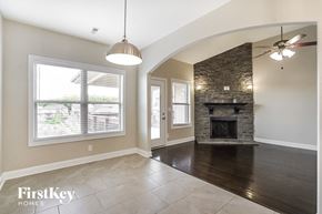 Clarksville house for rent - 1315 Golden Eagle Way Clarksville, TN 37040