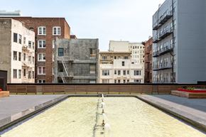 San Francisco apartment for rent - the pool on the roof of the building