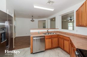 Tucson house for rent - 8470 N Placita De La Manzana Tucson, AZ 85742
