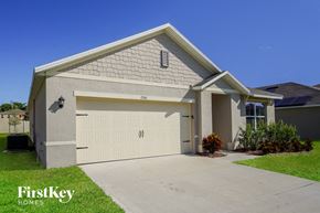 Tavares house for rent - 2741 GRAND CENTRAL AVENUE TAVARES, FL 32778