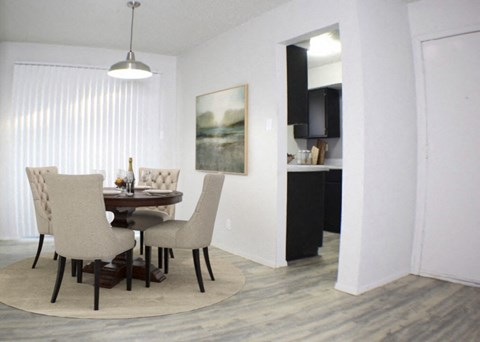 Floor plan for 1 bed, 1 bath, 700 sqft