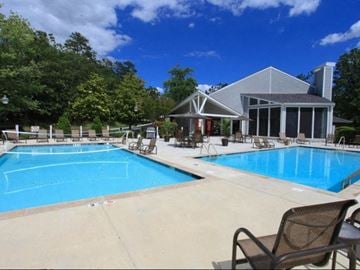 Little Rock apartment for rent - the swimming pool at the resort at governors residence