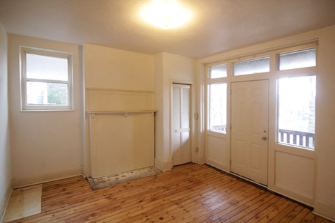 Floor plan for 2 beds, 1 bath, 1184 sqft