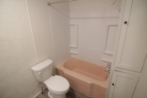 Floor plan for 1 bed, 1 bath, 900 sqft