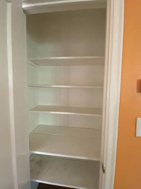 Tulsa house for rent - the empty shelves in the closet are empty
