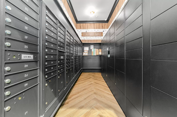 Package locker