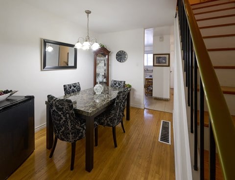 Floor plan for 2 beds, 2 baths, 1671 sqft