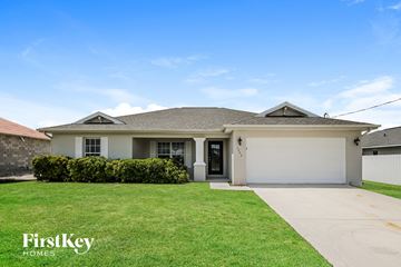 Cape Coral house for rent - 1933 NW 17th Terrace Cape Coral, FL 33993