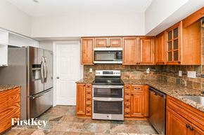 Charlotte house for rent - 9906 Elsenham Lane Charlotte, NC 28269