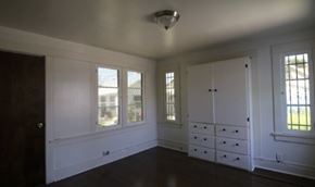 Los Angeles house for rent - 1039 E. 50th Street