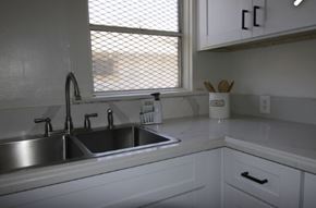 Los Angeles house for rent - 1039 E. 50th Street