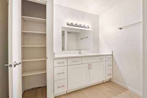 Floor plan for 1 bed, 1 bath, 1000 sqft