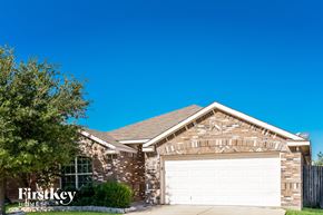 Fort Worth house for rent - 2016 Cattle Creek Road Fort Worth, TX 76134