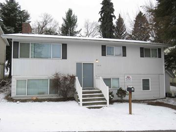 Pullman apartment for rent - 1615 NE WHEATLAND