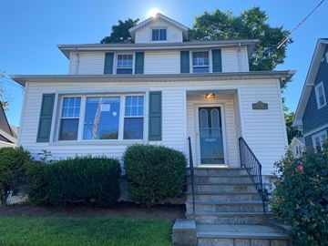 Tuckahoe house for rent - 276 Marbledale Road