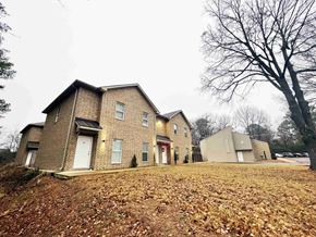 Jonesboro apartment for rent - a group of houses on the side of a field