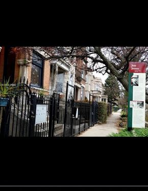 Chicago apartment for rent - A sign with the name "Jetta Jettner" is displayed on a post.