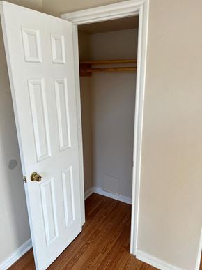 Pasadena apartment for rent - an empty room with a closet and a door open