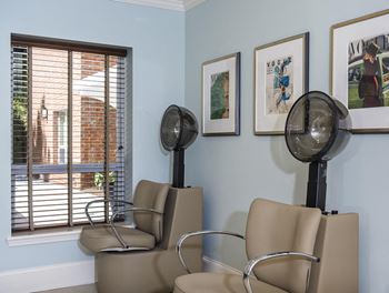 Salon