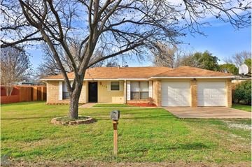 Clyde house for rent - 114 Yucca Drive