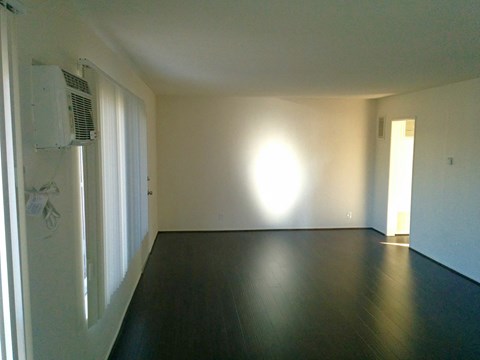 Floor plan for 1 bed, 1 bath, 700 sqft
