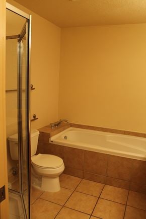 Fort Mcmurray house for rent - Royal Village - 9918 Gordon Avenue