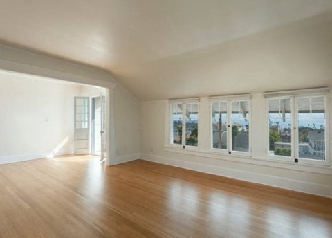 Floor plan for 2 beds, 1 bath, 1200 sqft