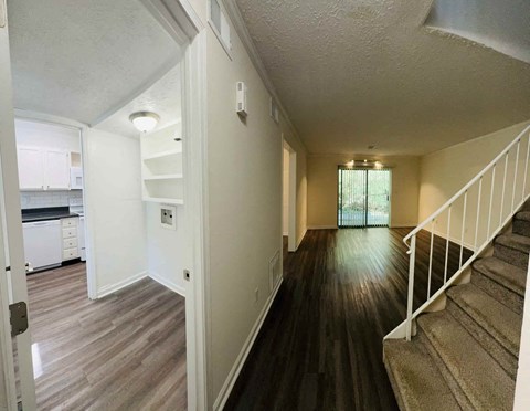 Floor plan for 2 beds, 1.5 baths, 1150 sqft