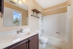 Jacksonville house for rent - 123 Palace Circle