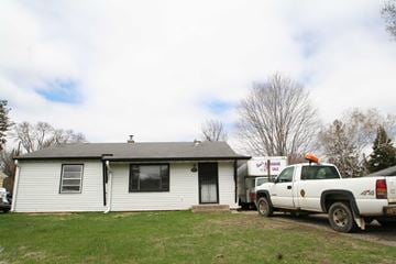 Red Wing house for rent - a house with a truck parked in front of it