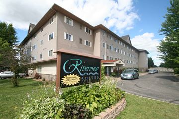 Rochester apartment for rent - the building where the hotel is located