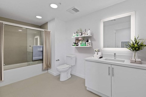 Floor plan for 3 beds, 3 baths, 1747 sqft