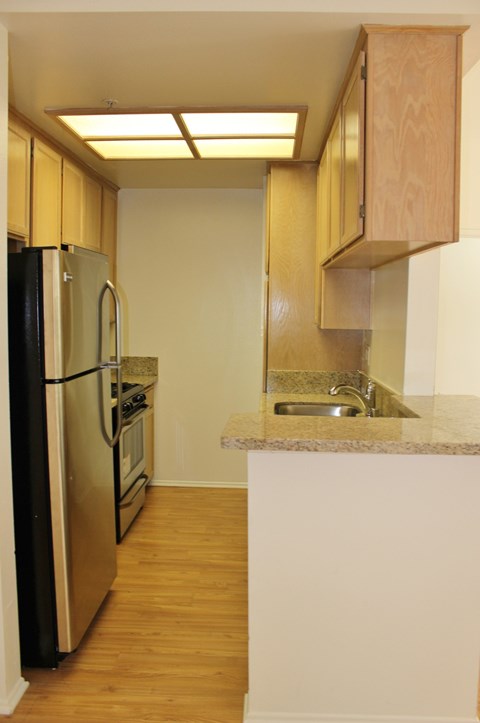 Floor plan for 2 beds, 2 baths, 855 sqft