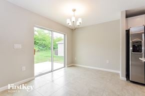 Winter Haven house for rent - the kitchen and dining room of a 316k home