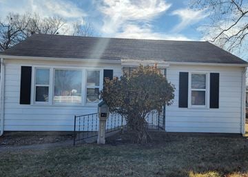 Clinton house for rent - 404 E Allen Street