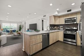Los Angeles apartment for rent - Kitchen with Stainless Steel Appliances