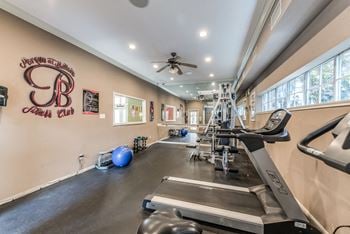 Parque at bellaire apartments