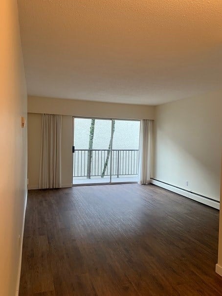 Floor plan for 1 bed, 1 bath, 560 sqft