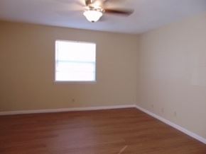 Marble Falls apartment for rent - an empty room with a ceiling fan and a window