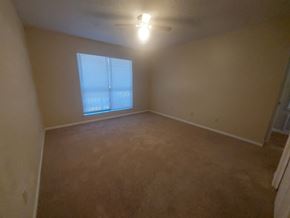 Marble Falls apartment for rent - an empty living room with a window