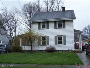 Warren house for rent - a white house with a gray roof
