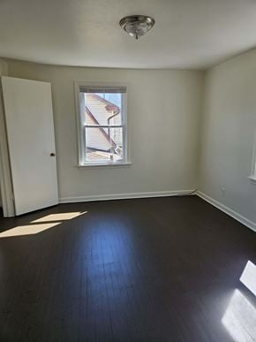 Warren house for rent - A room with a window and a door.