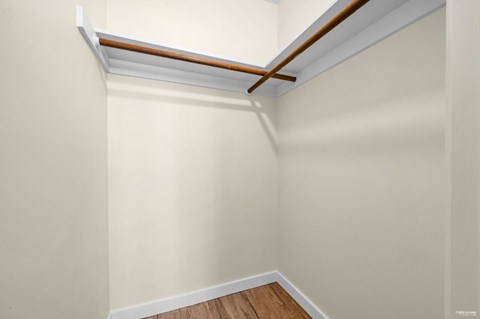 Floor plan for 1 bed, 1 bath, 634 sqft