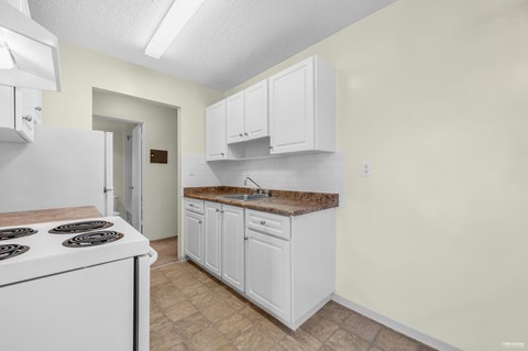 Floor plan for 1 bed, 1 bath, 634 sqft