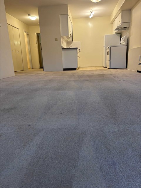 Floor plan for 1 bed, 1 bath, 560 sqft